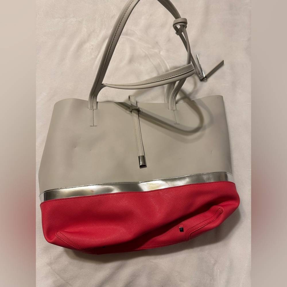 Vince Camuto gray pink silver leather tote.